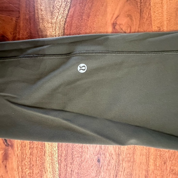 Lululemon Speed up midrise leggings - Picture 2 of 3
